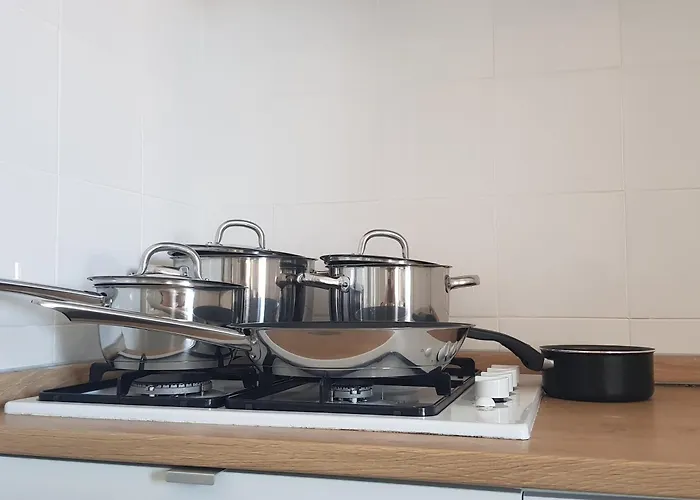 Apartment Marotta, 50 Mt Dal Mare, Aria Condizionata, Wi-Fi Gratuita, 2 Camere, 6 Letti,